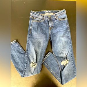 Old navy Rockstar super skinny mid-rise